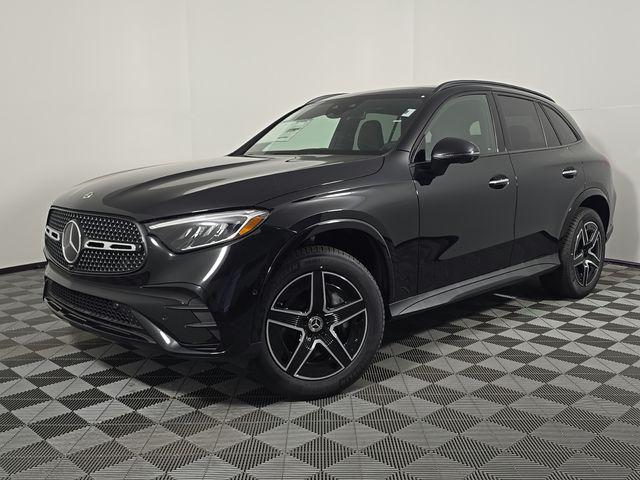 2026 Mercedes-Benz GLC 4MATIC for sale in Waukesha, WI