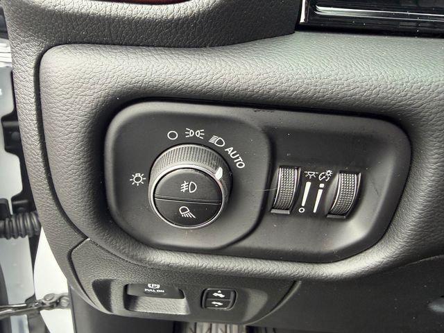 2026 Ram 1500 Rebel Crew Cab 4x4 5'7" Box