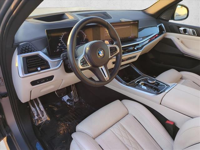 2024 BMW X5 M60i