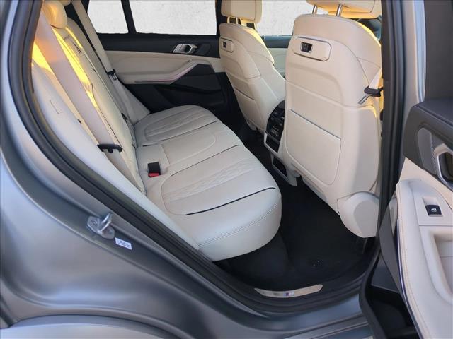 2024 BMW X5 M60i