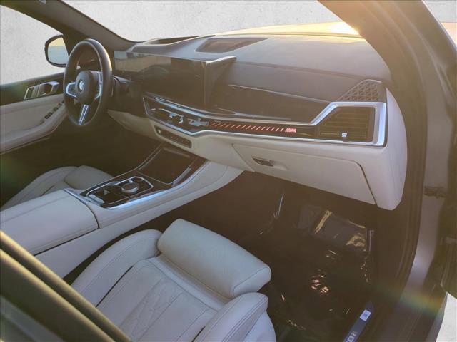 2024 BMW X5 M60i