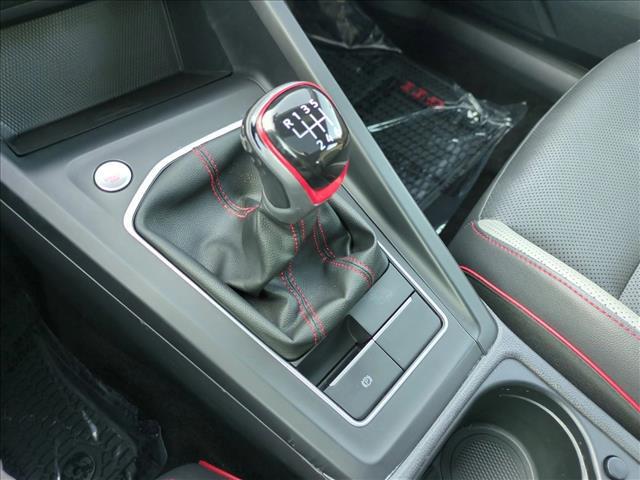 2022 Volkswagen Golf GTI 2.0T SE