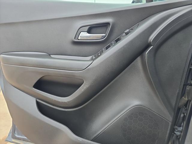 2022 Chevrolet Trax FWD LT