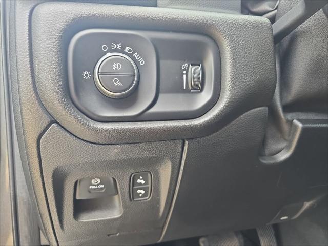 2019 Ram 1500 Big Horn/Lone Star Crew Cab 4x2 5'7" Box