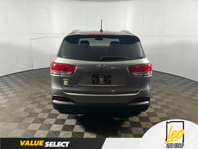 2016 Kia Sorento 3.3L LX