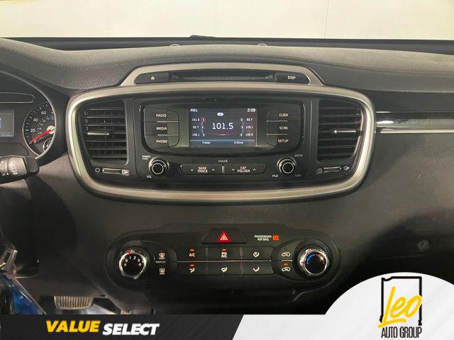 2016 Kia Sorento 3.3L LX