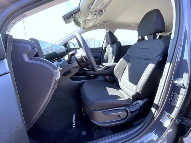 2026 Hyundai Tucson Hybrid Blue SE
