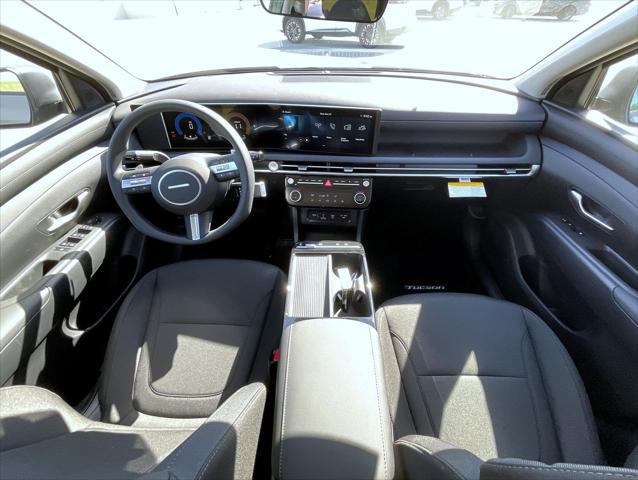 2026 Hyundai Tucson Hybrid Blue SE