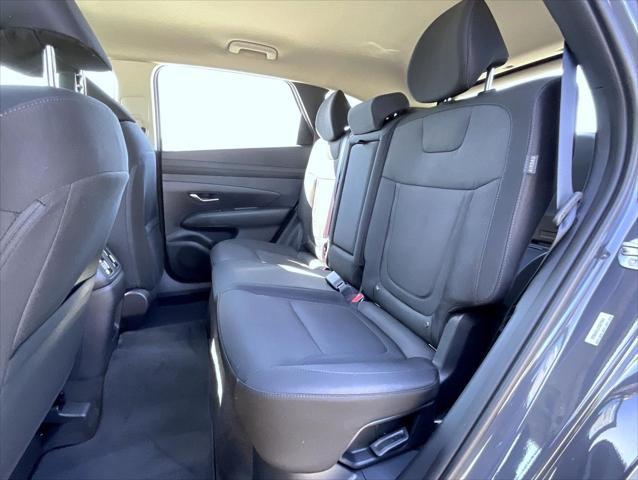2026 Hyundai Tucson Hybrid Blue SE