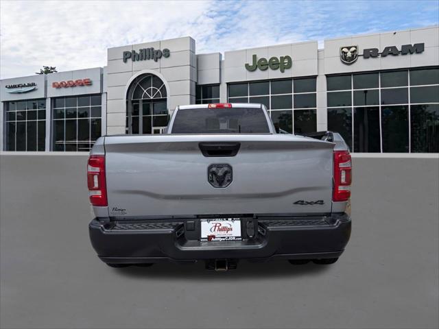 2024 Ram 3500 Tradesman Crew Cab 4x4 8' Box