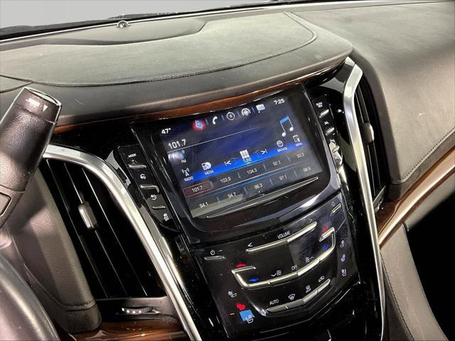2020 Cadillac Escalade 4WD Luxury