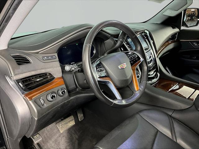 2020 Cadillac Escalade 4WD Luxury