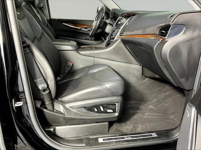 2020 Cadillac Escalade 4WD Luxury