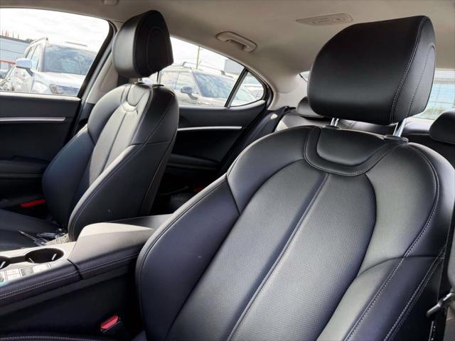 2022 Genesis G70 2.0T AWD