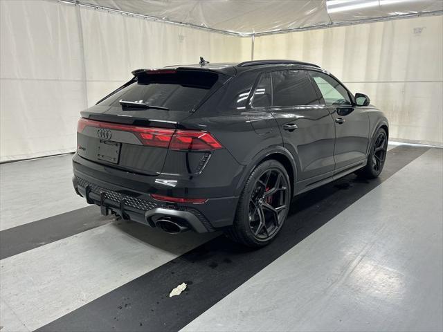 2025 Audi RS Q8 quattro Tiptronic