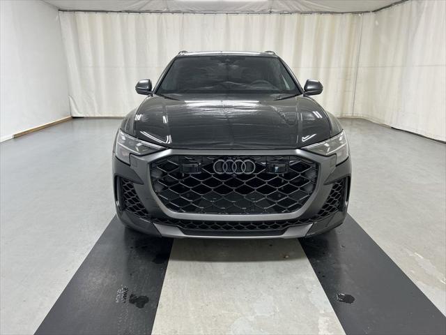 2025 Audi RS Q8 quattro Tiptronic