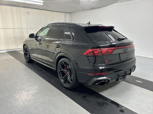 2025 Audi RS Q8 quattro Tiptronic