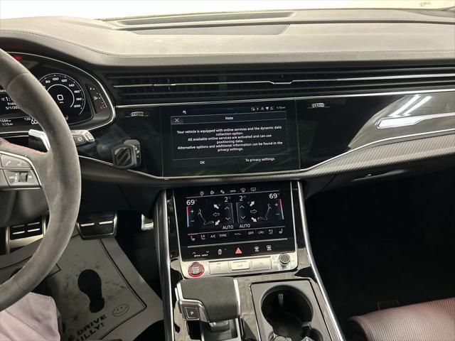 2025 Audi RS Q8 quattro Tiptronic