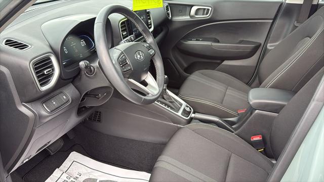 2025 Hyundai Venue SEL