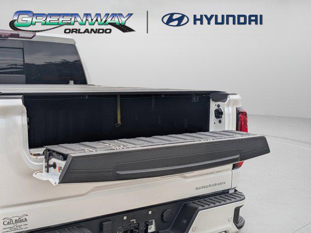 2022 GMC Sierra 1500 4WD Crew Cab Short Box Denali