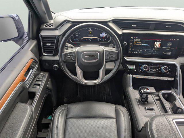2022 GMC Sierra 1500 4WD Crew Cab Short Box Denali