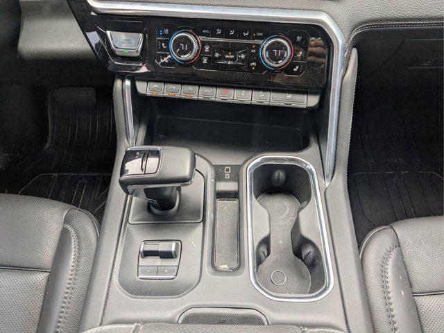 2022 GMC Sierra 1500 4WD Crew Cab Short Box Denali