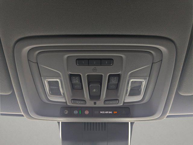 2022 GMC Sierra 1500 4WD Crew Cab Short Box Denali