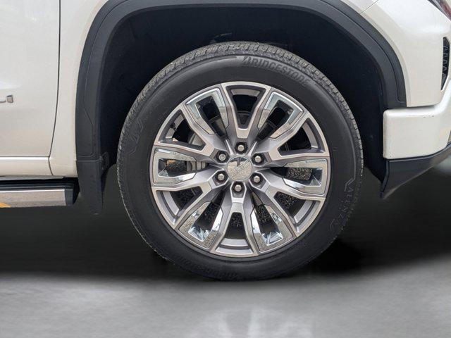2022 GMC Sierra 1500 4WD Crew Cab Short Box Denali