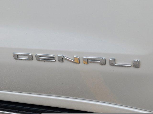 2022 GMC Sierra 1500 4WD Crew Cab Short Box Denali