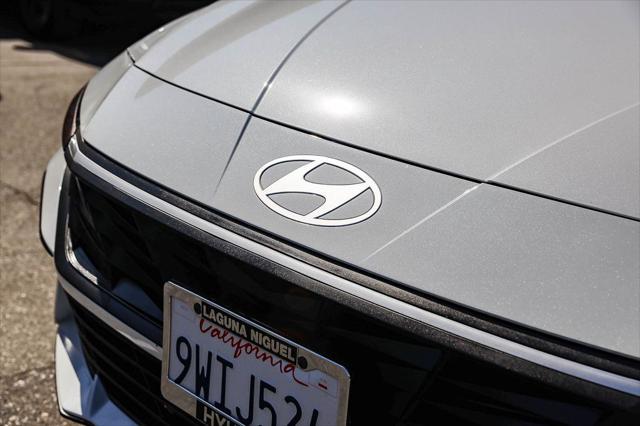 2026 Hyundai Elantra Hybrid Blue