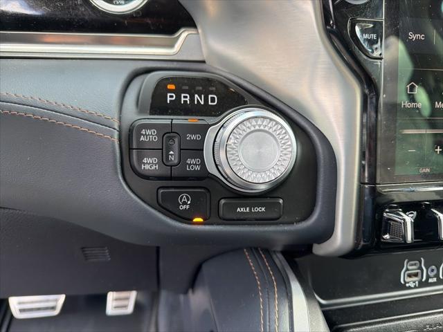2025 Ram 1500 Tungsten Crew Cab 4x4 5'7" Box