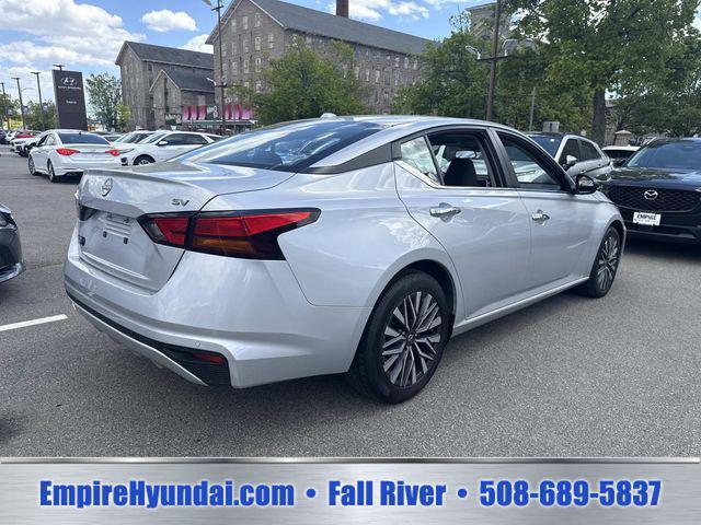 2024 Nissan Altima SV FWD