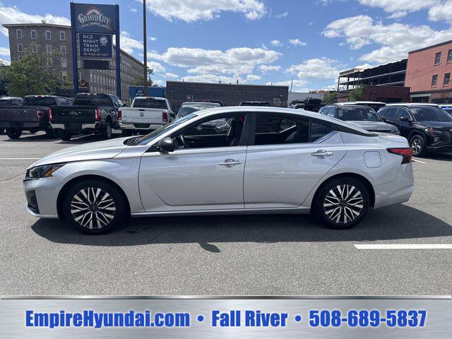 2024 Nissan Altima SV FWD