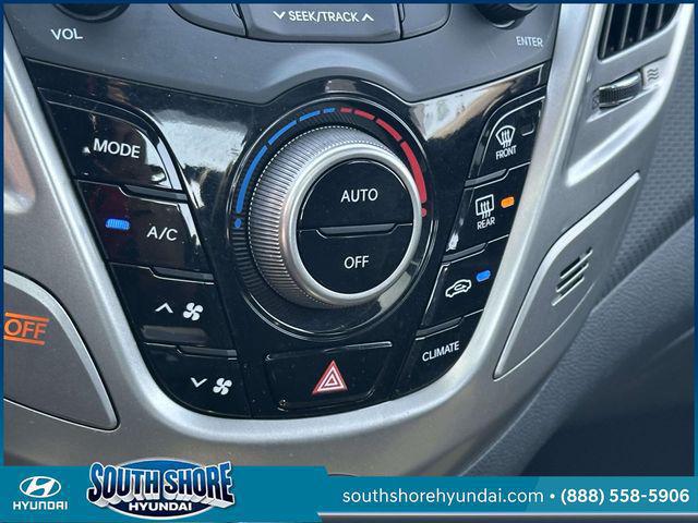 2016 Hyundai Veloster Base