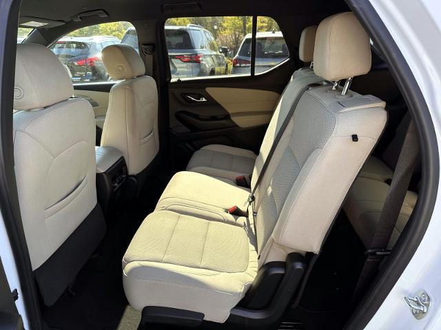 2023 Chevrolet Traverse AWD LS