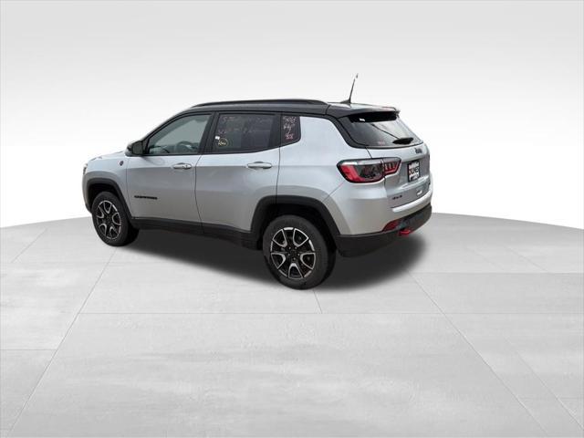 2025 Jeep Compass Trailhawk 4x4