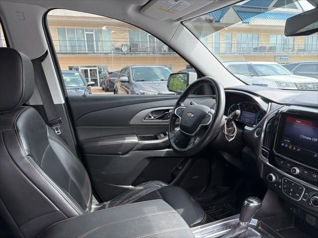 2020 Chevrolet Traverse FWD LT Leather