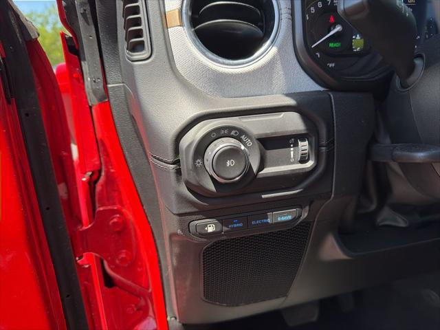 2025 Jeep Wrangler 4xe Sahara 4xe