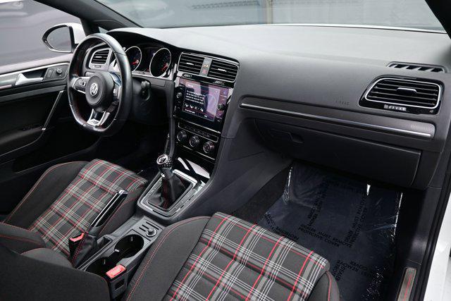 2018 Volkswagen Golf GTI 2.0T SE