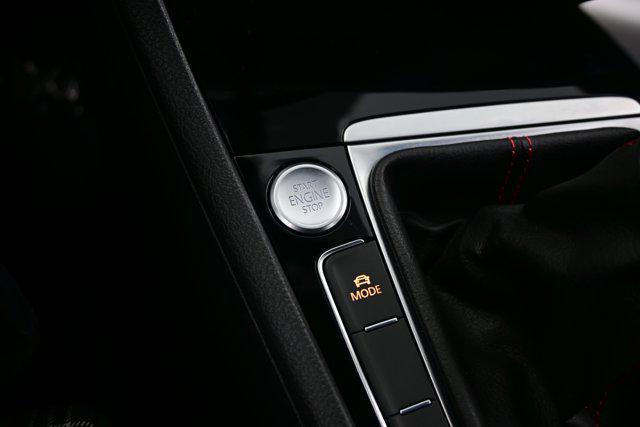 2018 Volkswagen Golf GTI 2.0T SE