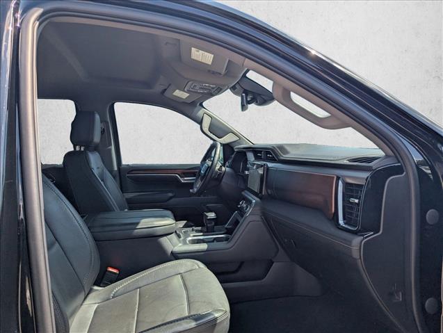 2023 GMC Sierra 1500 4WD Crew Cab Short Box Denali
