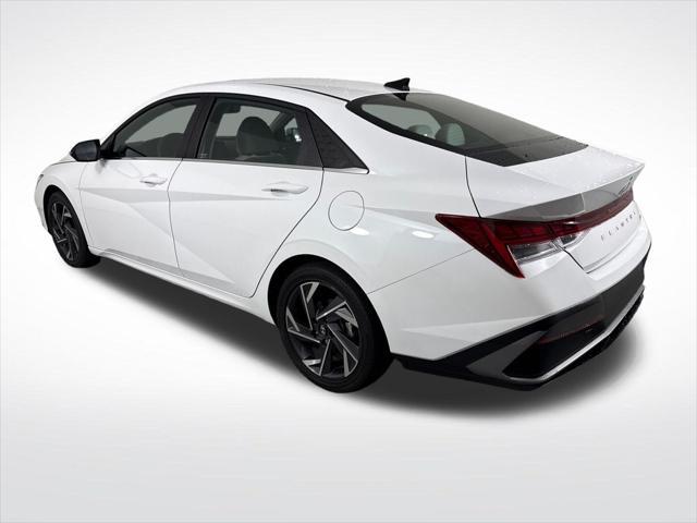 2025 Hyundai Elantra Hybrid Limited