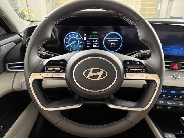2025 Hyundai Elantra Hybrid Limited