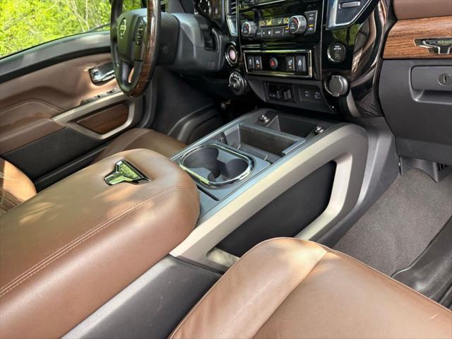 2020 Nissan Titan Crew Cab Platinum Reserve 4x4
