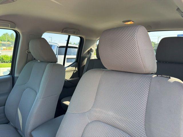 2015 Nissan Frontier S