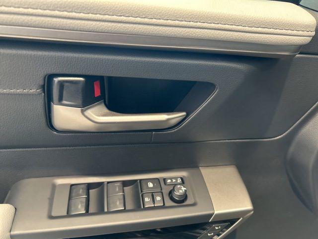 2026 Toyota Tundra Limited CrewMax 5.5' Bed