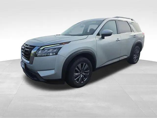 2024 Nissan Pathfinder SV 4WD for sale in Coloma, WI