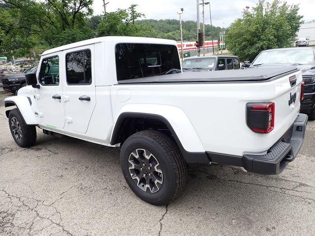 2026 Jeep Gladiator GLADIATOR SAHARA 4X4 2026 Jeep Gladiator GLADIATOR SAHARA 4X4