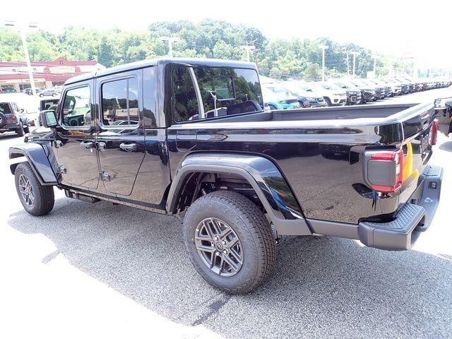2026 Jeep Gladiator GLADIATOR SPORT S 4X4 2026 Jeep Gladiator GLADIATOR SPORT S 4X4