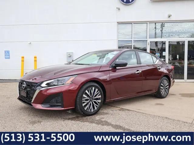 2024 Nissan Altima SV FWD for sale in Cincinnati, OH